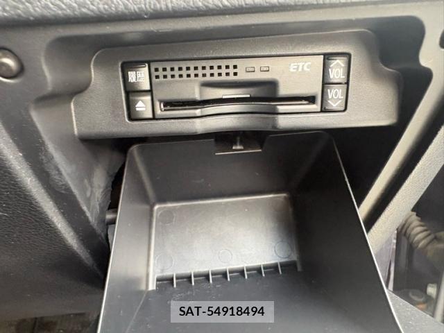 Toyota VOXY 2011-09 8528148-22