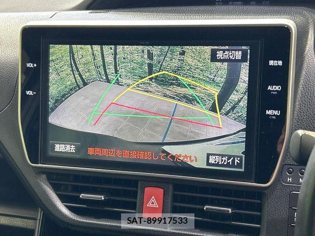 Toyota VOXY 2017-07 8528135-4