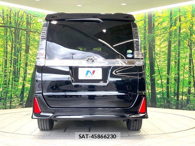 Toyota VOXY 2018-09 8528130-15