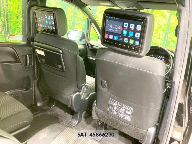 Toyota VOXY 2018-09 8528130-2