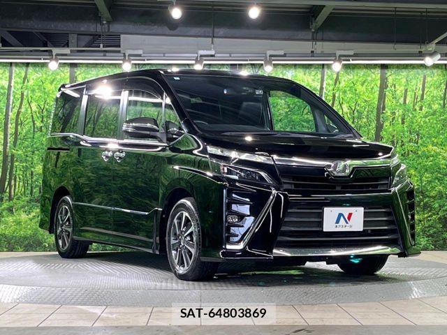 Toyota VOXY 2018-04 8528116-16