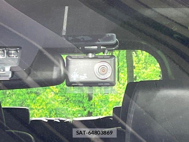 Toyota VOXY 2018-04 8528116-6