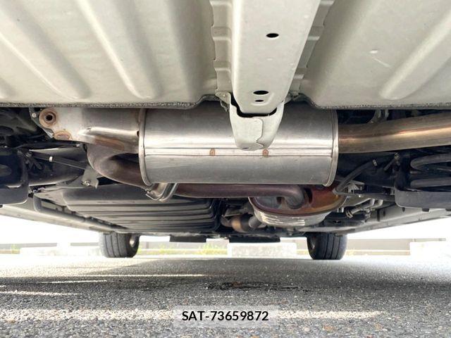 Toyota VOXY 2018-04 8528134-17