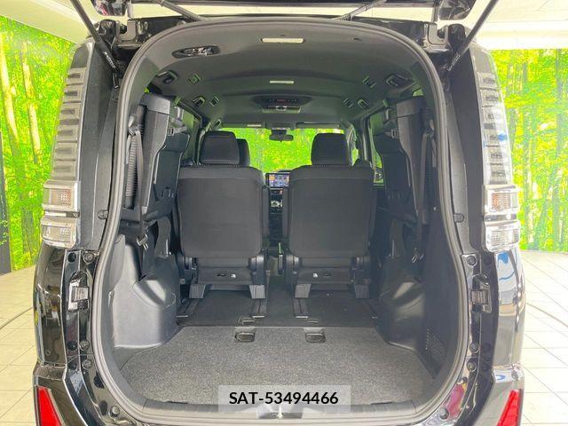 Toyota VOXY 2020-07 8528117-10