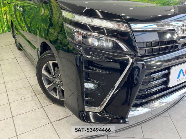 Toyota VOXY 2020-07 8528117-12