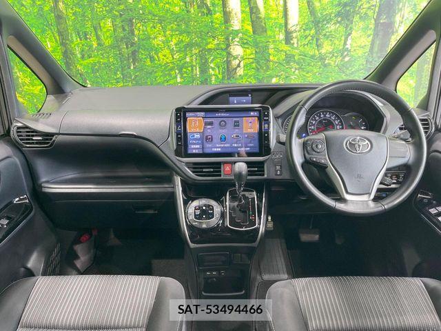 Toyota VOXY 2020-07 8528117-1