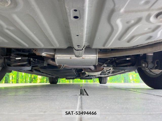 Toyota VOXY 2020-07 8528117-19