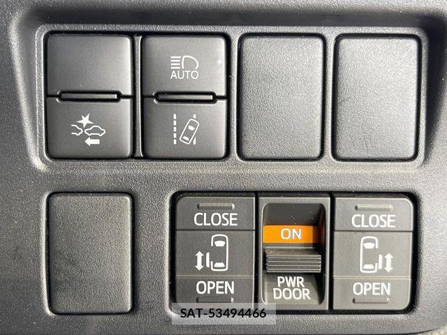 Toyota VOXY 2020-07 8528117-5