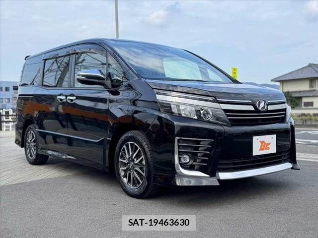Toyota VOXY 2017-02 8528140-7