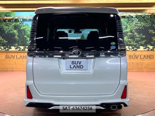 Toyota VOXY 2019-12 8528112-16