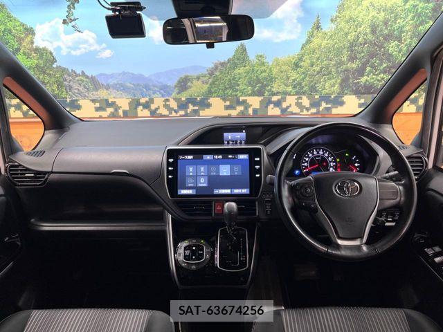 Toyota VOXY 2019-12 8528112-1