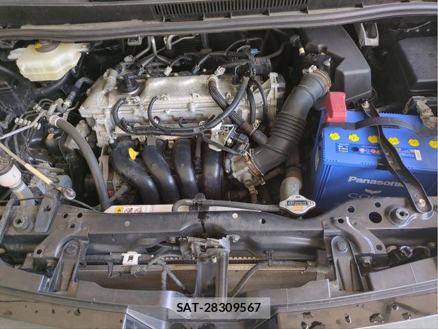 Toyota VOXY 2017-12 8528139-24