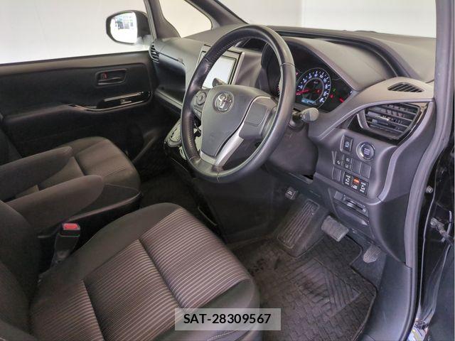 Toyota VOXY 2017-12 8528139-25