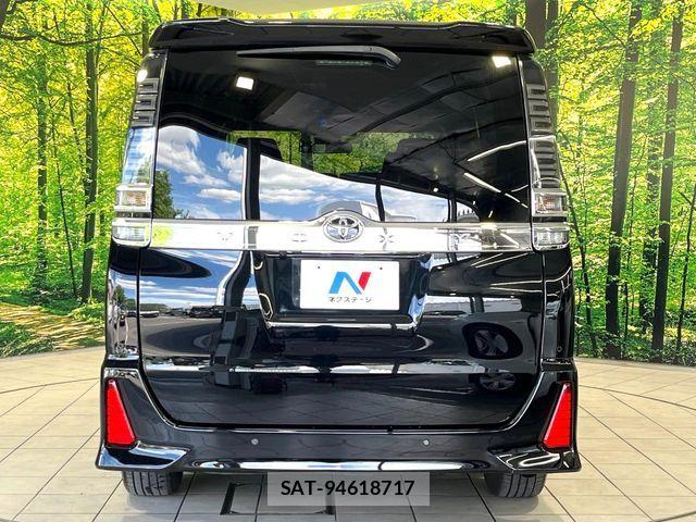 Toyota VOXY 2019-07 8528121-14