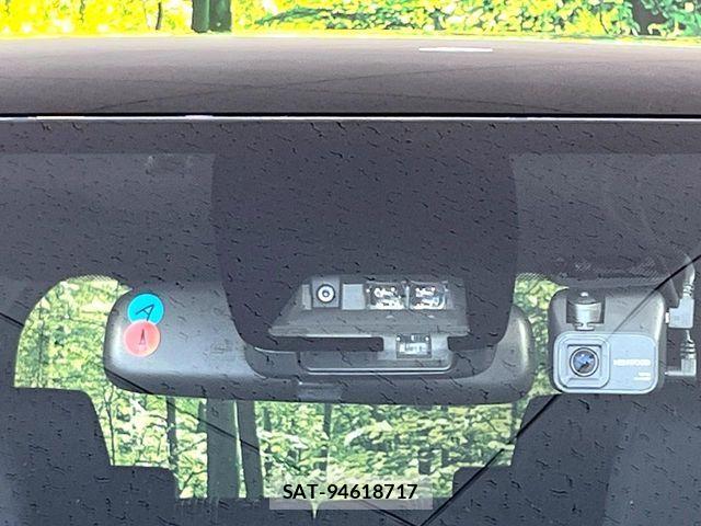 Toyota VOXY 2019-07 8528121-6