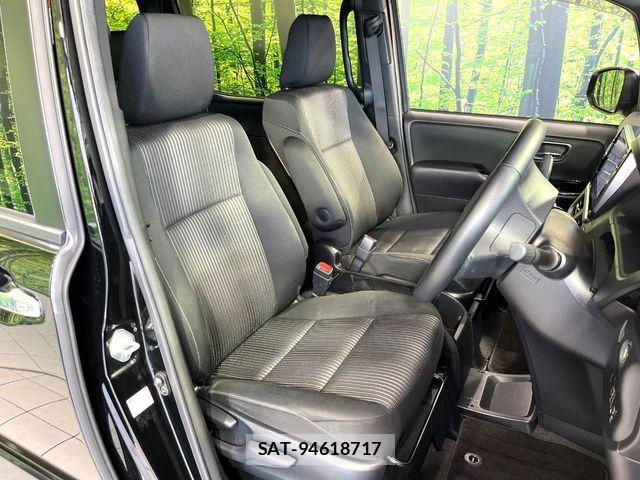 Toyota VOXY 2019-07 8528121-7