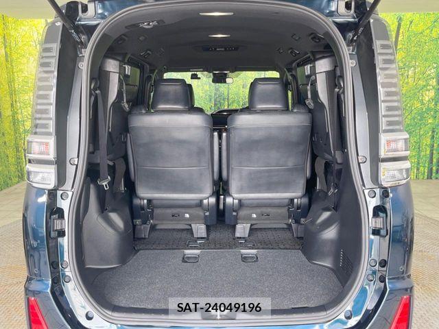 Toyota VOXY 2021-07 8528111-10