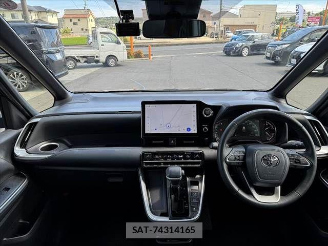 Toyota VOXY 2022-10 8528103-1