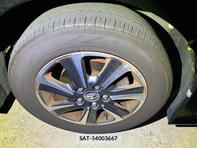 Toyota VOXY 2018-07 8528141-6