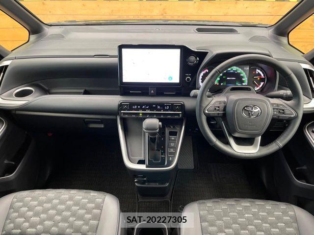 Toyota VOXY 2024-11 8528092-1