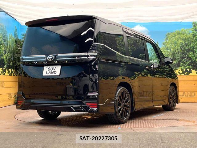 Toyota VOXY 2024-11 8528092-19