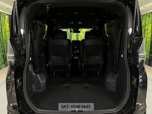 Toyota VOXY 2022-03 8528102-9