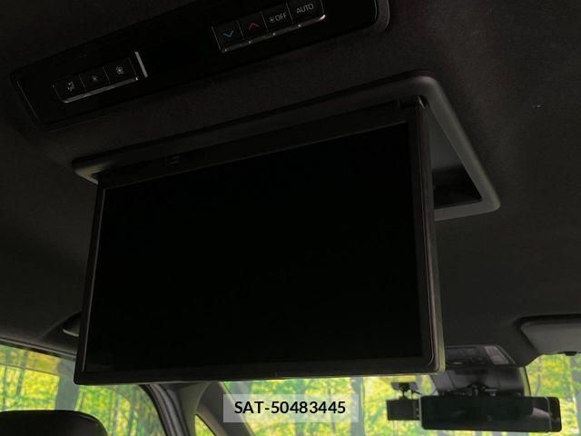 Toyota VOXY 2022-03 8528102-4
