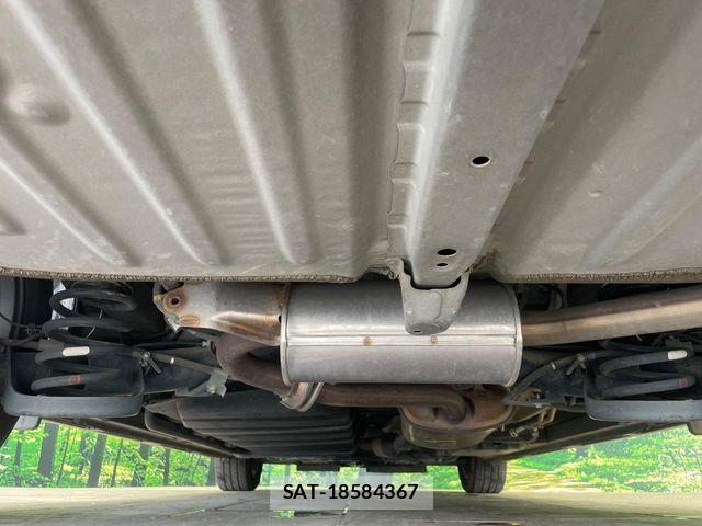 Toyota VOXY 2020-08 8528118-19
