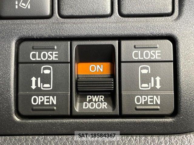Toyota VOXY 2020-08 8528118-4