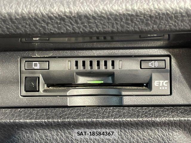 Toyota VOXY 2020-08 8528118-6