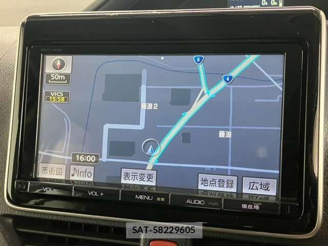 Toyota VOXY 2014-05 8528143-3