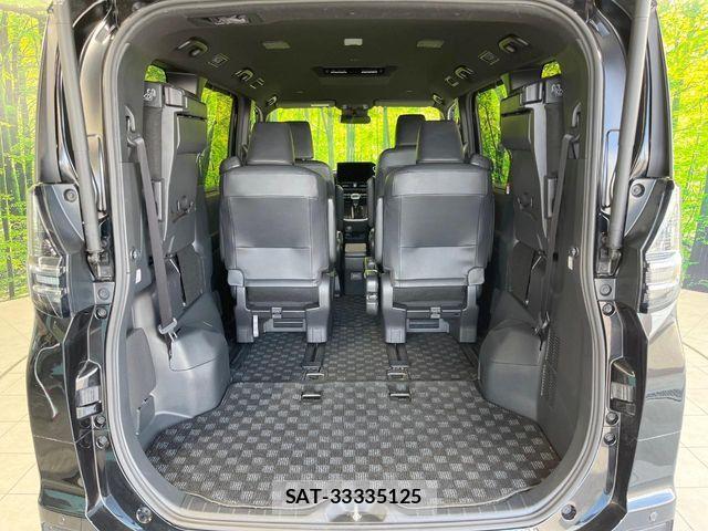 Toyota VOXY 2023-09 8528101-11