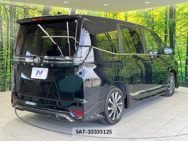 Toyota VOXY 2023-09 8528101-17