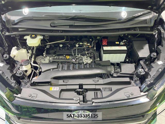 Toyota VOXY 2023-09 8528101-18