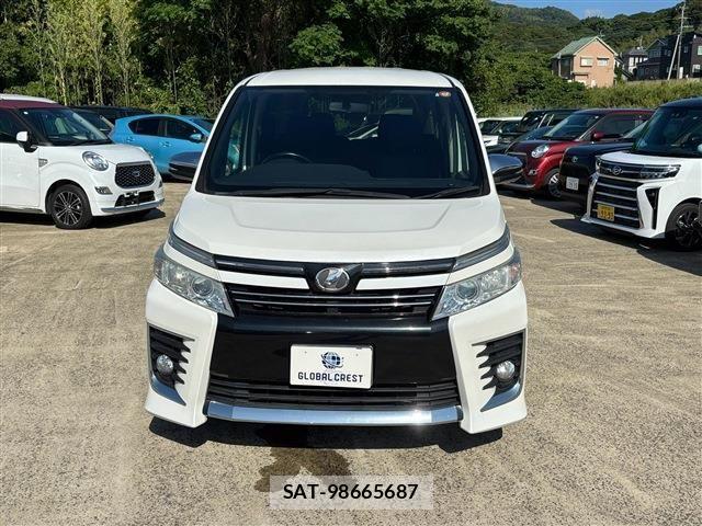 Toyota VOXY 2015-12 8528142-11