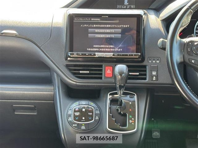 Toyota VOXY 2015-12 8528142-26