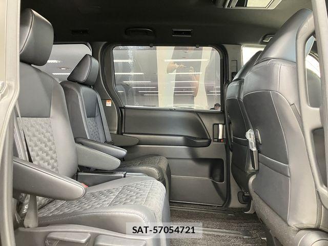 Toyota VOXY 2022-04 8528106-21
