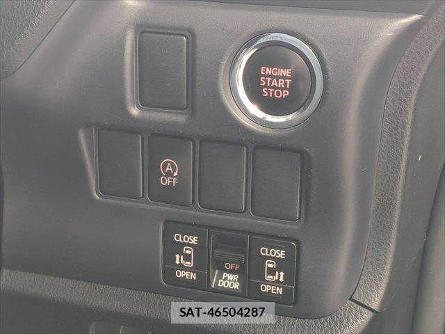 Toyota VOXY 2015-10 8528145-7
