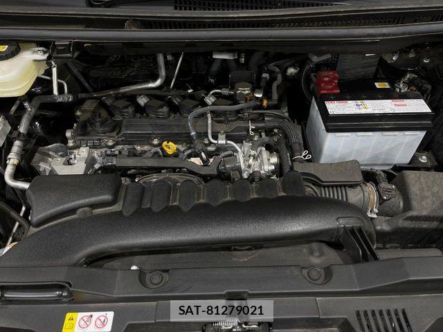 Toyota VOXY 2023-08 8528094-17
