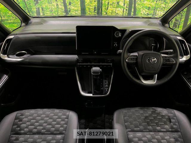 Toyota VOXY 2023-08 8528094-1