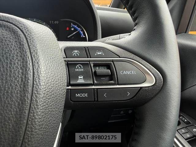 Toyota VOXY 2024-11 8528093-21