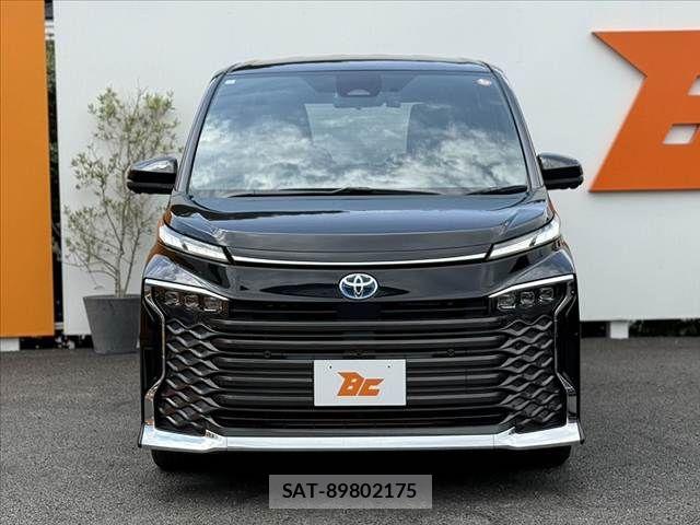 Toyota VOXY 2024-11 8528093-8