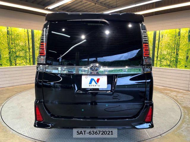 Toyota VOXY 2018-12 8528126-15