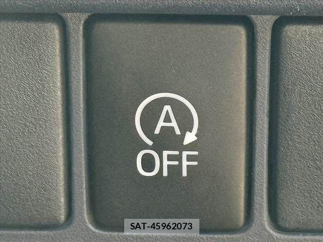 Toyota VOXY 2015-10 8564047-25