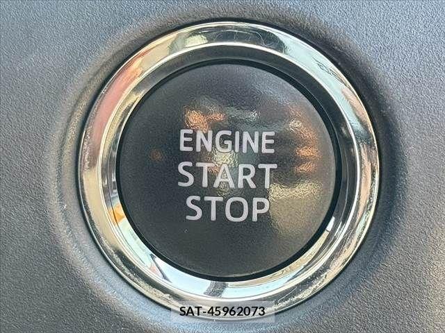 Toyota VOXY 2015-10 8564047-5