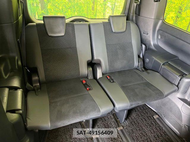Toyota VOXY 2021-10 8564024-10