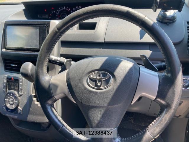 Toyota VOXY 2009-02 8564059-12