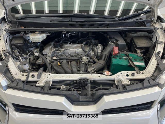 Toyota VOXY 2017-11 8564039-17