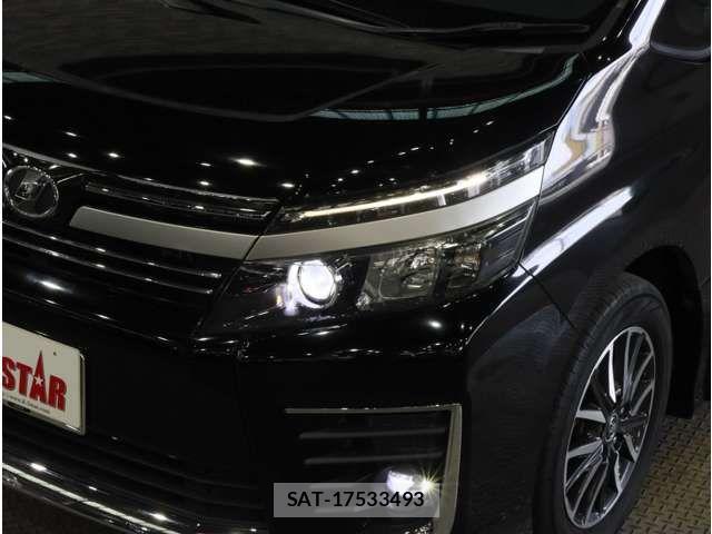 Toyota VOXY 2016-12 8564046-14