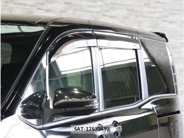 Toyota VOXY 2016-12 8564046-15